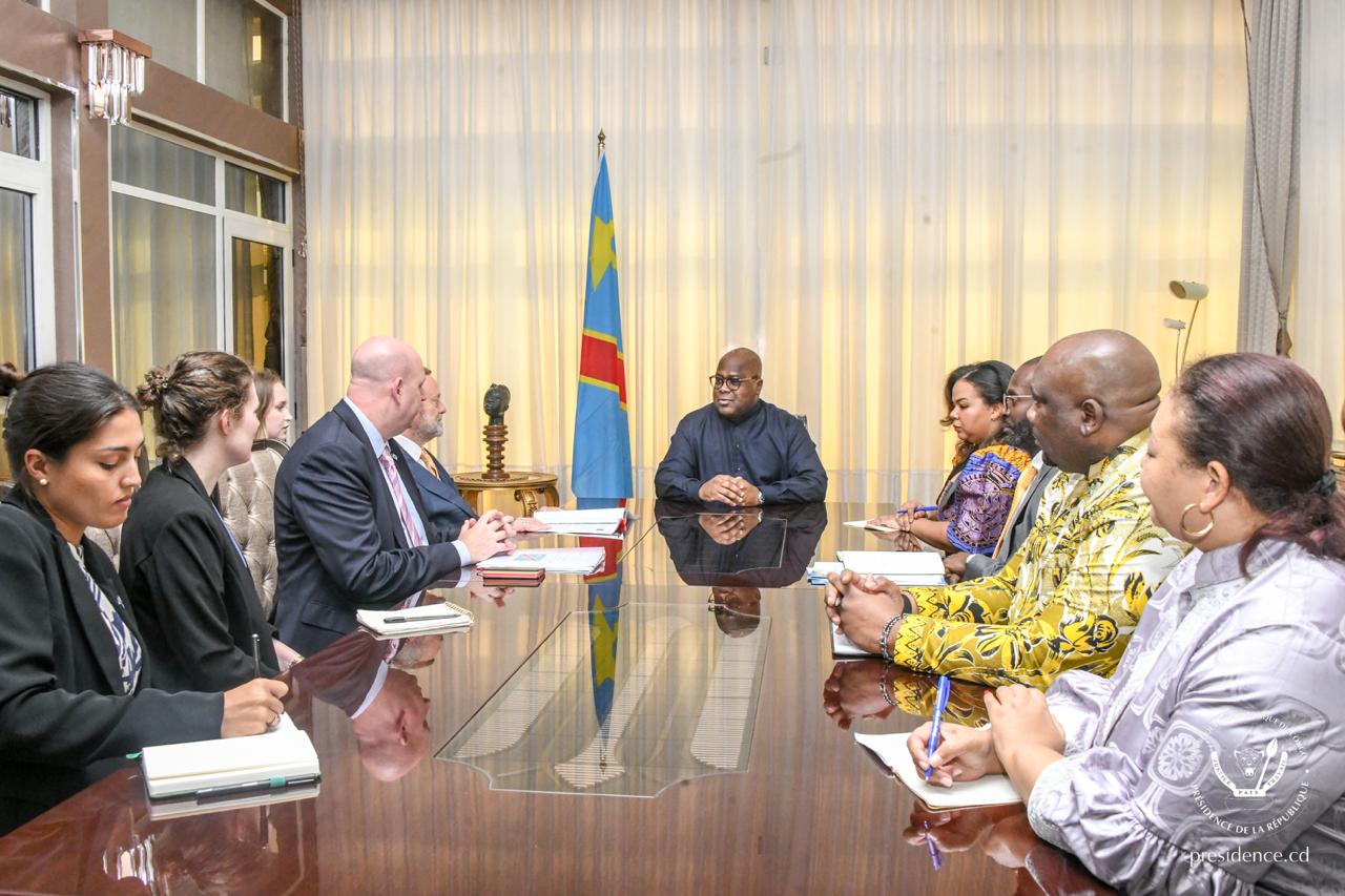 You are currently viewing RDC : le Président Félix Tshisekedi reçoit une délégation britannique pour impulser un partenariat renouvelé, le commerce et le développement durable